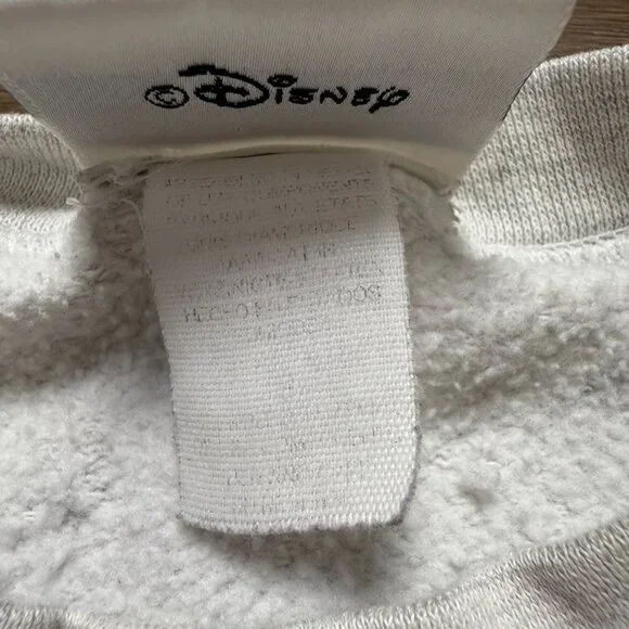 Vintage Walt Disney World Rainbow Embroidered Crewneck Sweatshirt Size Small - Picture 4 of 9